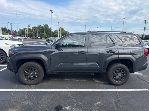 Used 2026 Toyota 4Runner SR5 AWD/4WD image 6