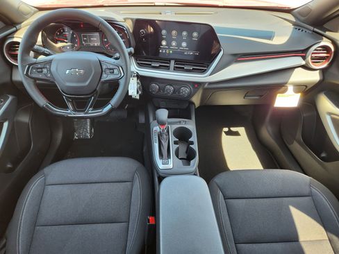 New 2026 Chevrolet Trax RS w/ Sunroof Package FWD image 23