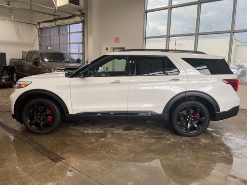 Used 2023 Ford Explorer ST w/ Equipment Group 401A AWD/4WD image 8
