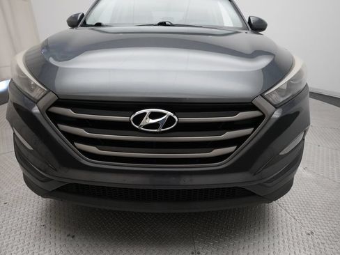 Used 2016 Hyundai Tucson SE w/ Option Group 12 FWD image 21