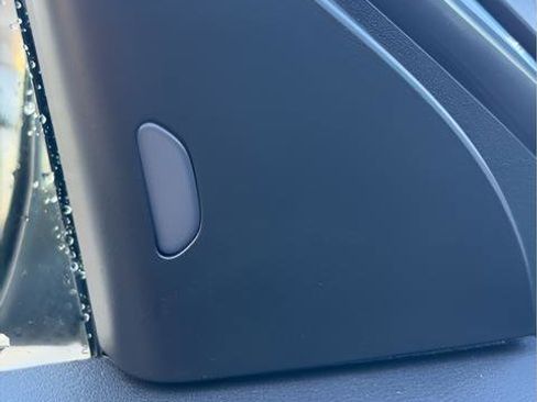 Certified 2025 Nissan Kicks Play S image 15