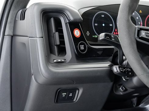 New 2025 Porsche Cayenne GTS image 11