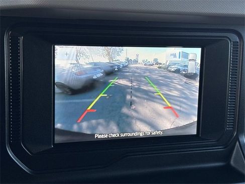 Used 2022 Ford Bronco Wildtrak image 15