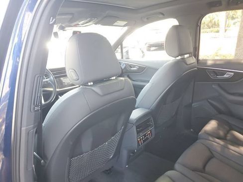 Used 2020 Audi Q7 3.0T Prestige w/ Prestige Package AWD/4WD image 14