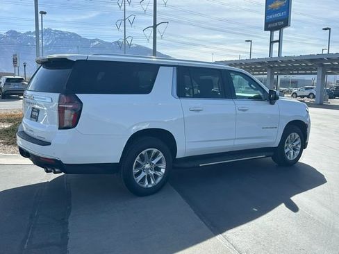 Used 2023 Chevrolet Suburban Premier AWD/4WD image 25