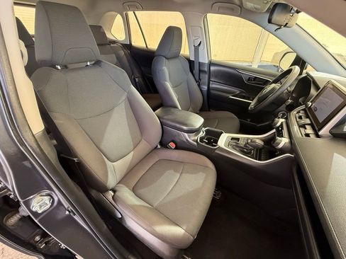 Used 2024 Toyota RAV4 LE image 16