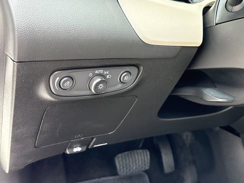 Used 2023 Buick Encore GX Select FWD image 15