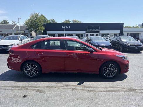 Used 2024 Kia Forte GT-Line FWD image 9