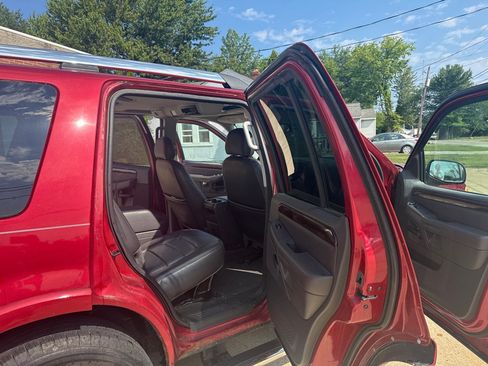Used 2005 Ford Explorer Limited AWD/4WD image 13
