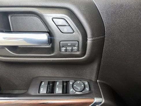 Used 2019 GMC Sierra 1500 SLT w/ SLT Premium Plus Package image 6