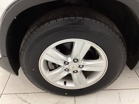 Used 2018 Chevrolet Trax LT w/ LT Convenience Package AWD/4WD image 47
