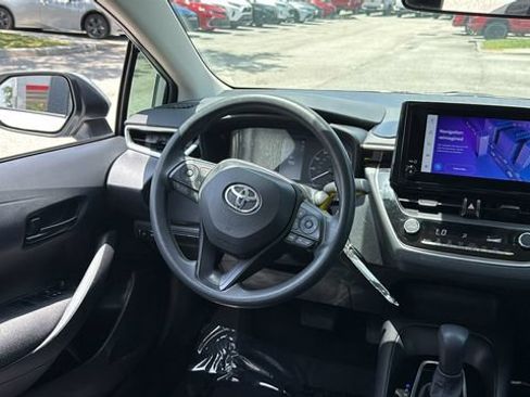 Used 2024 Toyota Corolla LE FWD image 14