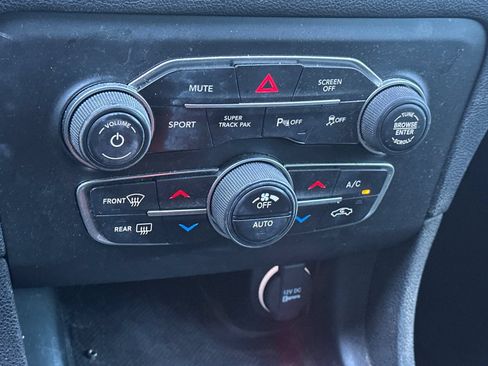 Used 2020 Dodge Charger GT RWD image 18
