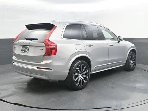 Certified 2024 Volvo XC90 B6 Plus AWD/4WD image 7
