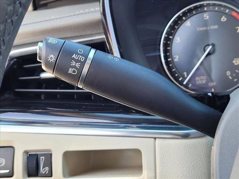 Used 2020 Cadillac XT6 Premium Luxury image 14