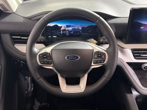 New 2026 Ford Explorer Active w/ Active Comfort Package AWD/4WD image 18