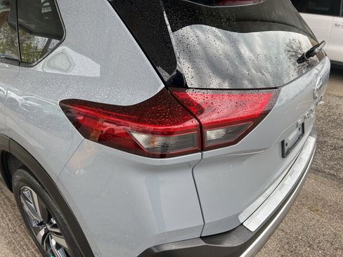 Certified 2021 Nissan Rogue Platinum AWD/4WD image 37