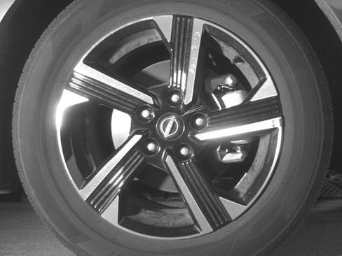 Used 2025 Nissan Sentra SV image 13