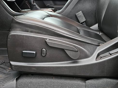 Used 2022 GMC Canyon Elevation w/ Elevation Premium Package image 32