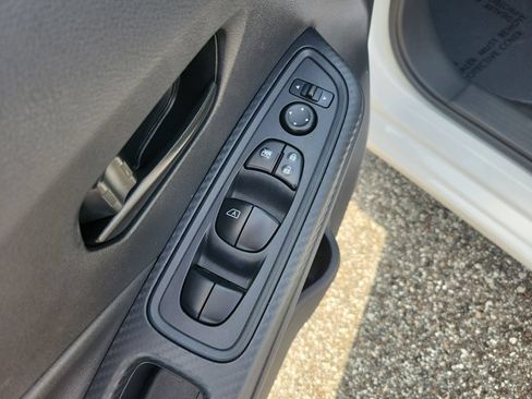 Certified 2025 Nissan Versa S w/ S Plus Package FWD image 12