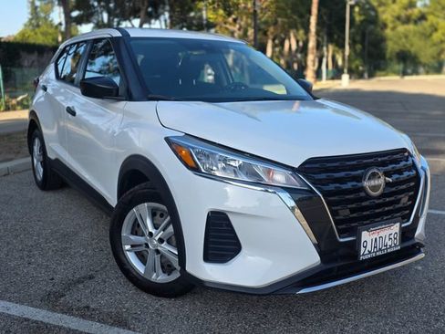 Used 2023 Nissan Kicks S FWD image 38