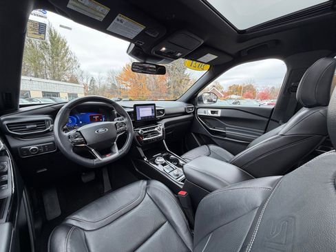 Used 2021 Ford Explorer ST w/ Equipment Group 401A image 9