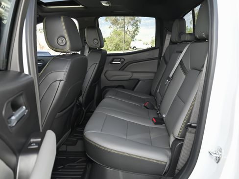 New 2026 Chevrolet Colorado ZR2 w/ ZR2 Bison Edition image 64