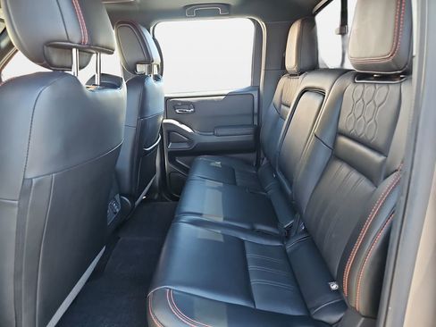 Used 2023 Nissan Frontier Pro-X w/ Pro-X Premium Package image 21