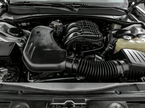 Used 2020 Chrysler 300 S image 16