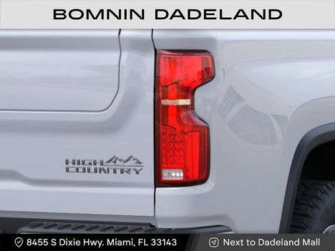 New 2026 Chevrolet Silverado 2500 High Country w/ High Country Premium Package AWD/4WD image 11