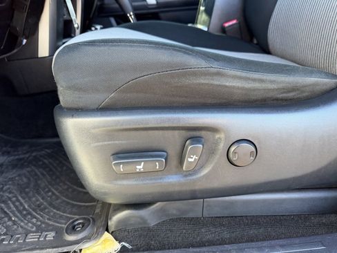 Used 2017 Toyota 4Runner SR5 image 14