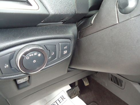 Used 2019 Lincoln Nautilus Premier image 14