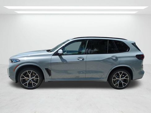 New 2026 BMW X5 xDrive40i w/ M Sport Package AWD/4WD image 7