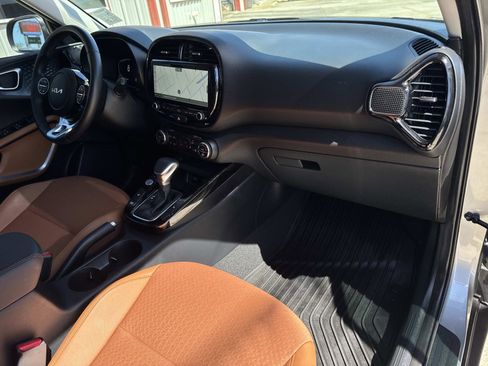Used 2024 Kia Soul EX w/ Option Group 015 image 12