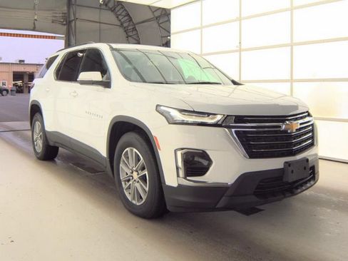 Used 2023 Chevrolet Traverse LT AWD/4WD image 4