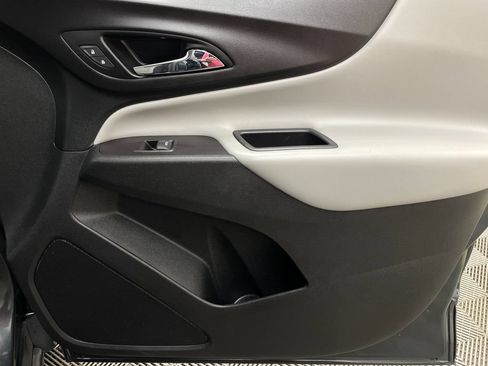 Certified 2021 Chevrolet Equinox LS FWD image 36