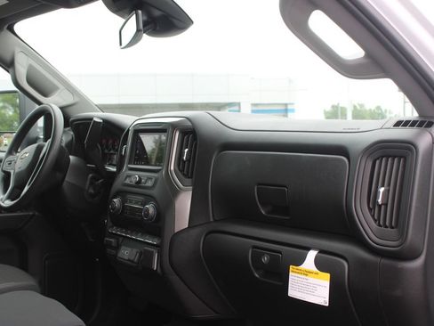 New 2026 Chevrolet Silverado 2500 Custom w/ Custom Value Package AWD/4WD image 31