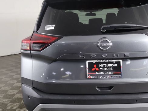 Used 2023 Nissan Rogue S AWD/4WD image 12