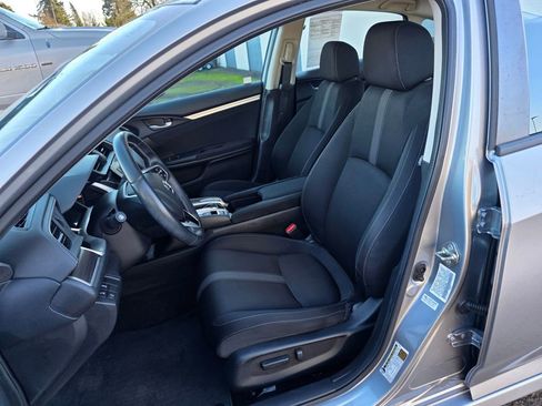 Used 2019 Honda Civic EX image 4
