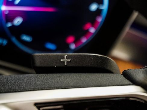 Used 2024 Mercedes-Benz C 300 4MATIC Sedan image 19