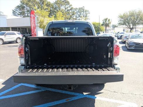Certified 2022 Toyota Tacoma TRD Sport w/ TRD Premium Sport Package AWD/4WD image 14