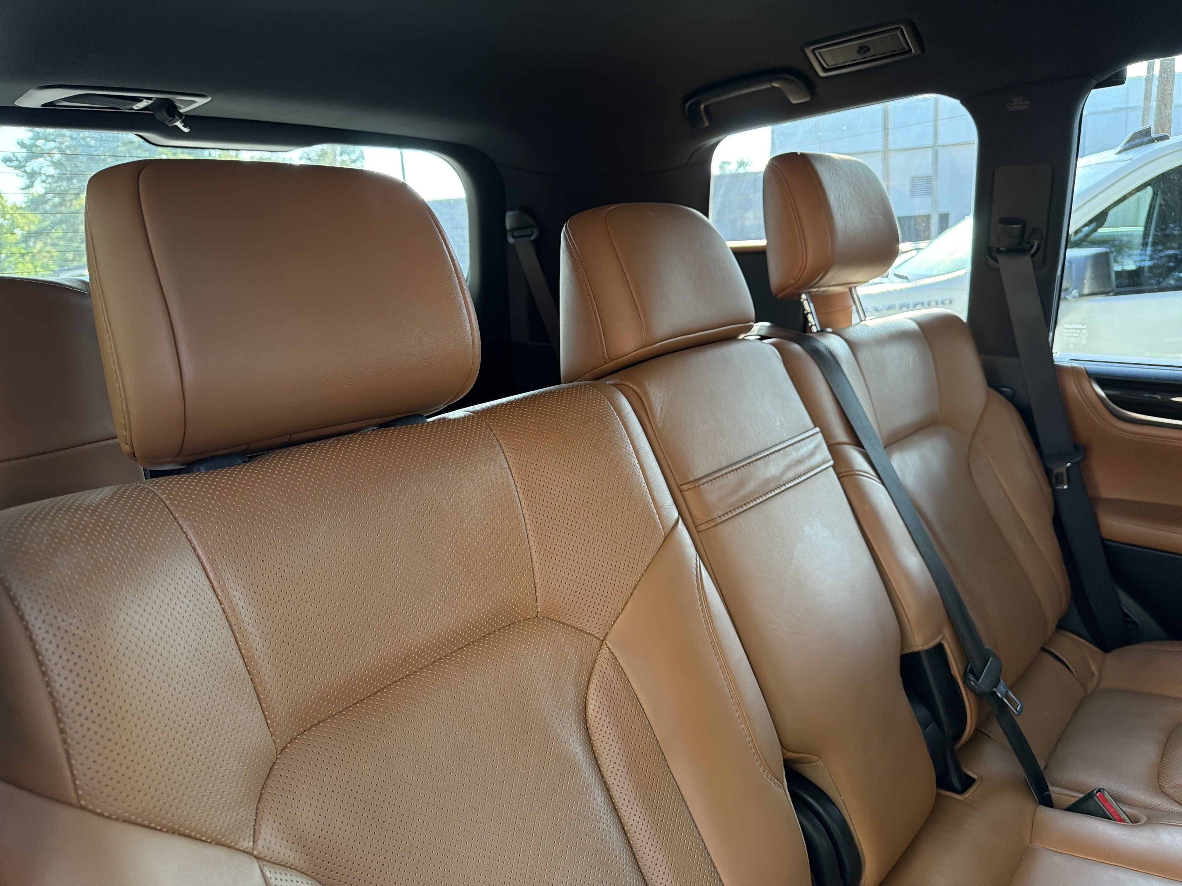 Used 2021 Lexus LX 570 4WD w/ Sport Package image 39