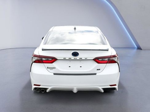 Used 2023 Toyota Camry SE w/ Convenience Package FWD image 6