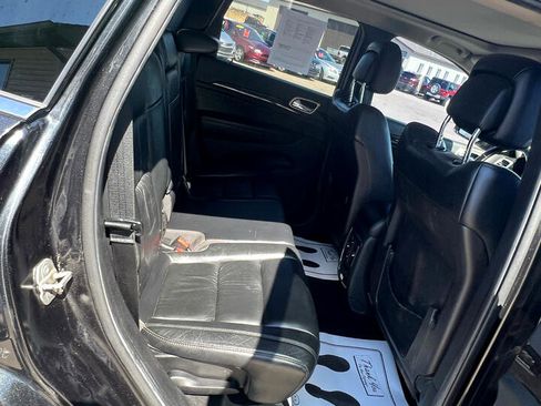 Used 2012 Jeep Grand Cherokee Laredo image 13