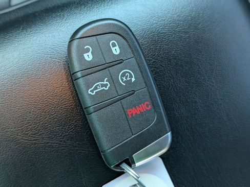 Used 2023 Dodge Charger SXT w/ Blacktop Package image 28