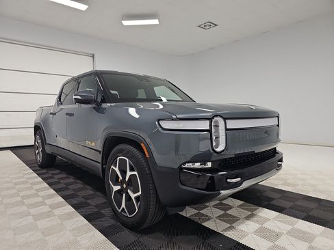 Used 2022 Rivian R1T Adventure AWD/4WD image 7