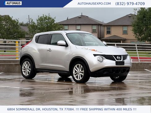 Used 2014 Nissan Juke SV w/ Navigation Package FWD image 1