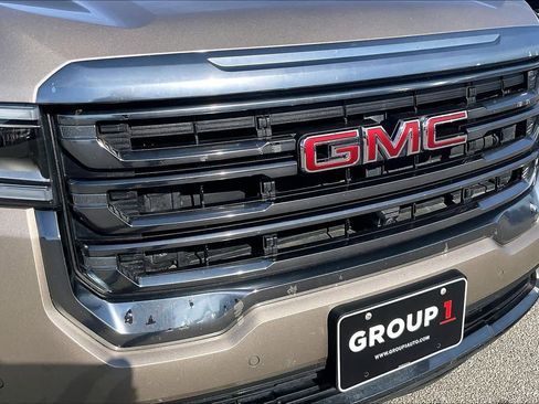 Used 2022 GMC Acadia AT4 w/ Technology Package image 29