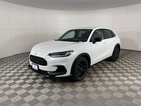 Certified 2025 Honda HR-V Sport image 1