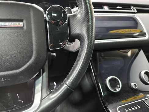 Used 2019 Land Rover Range Rover Velar S AWD/4WD image 16